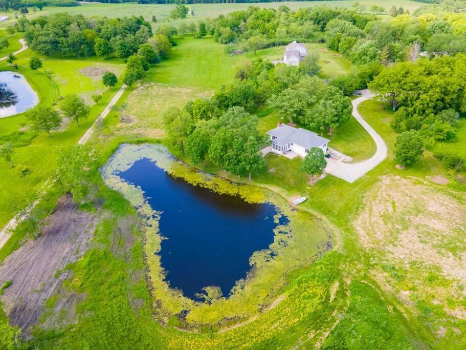 Charming Lake Geneva, Wisconsin 3Br/2Bath Home - Shagbark Waters エクステリア 写真